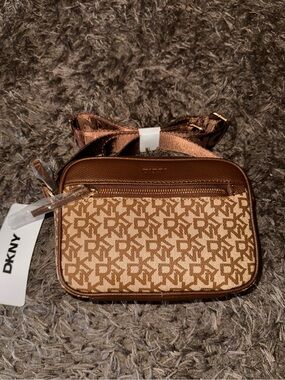 DKNY Bryant Monogram Logo Camera Crossbody Bag Purse Chocolate Brown NWT